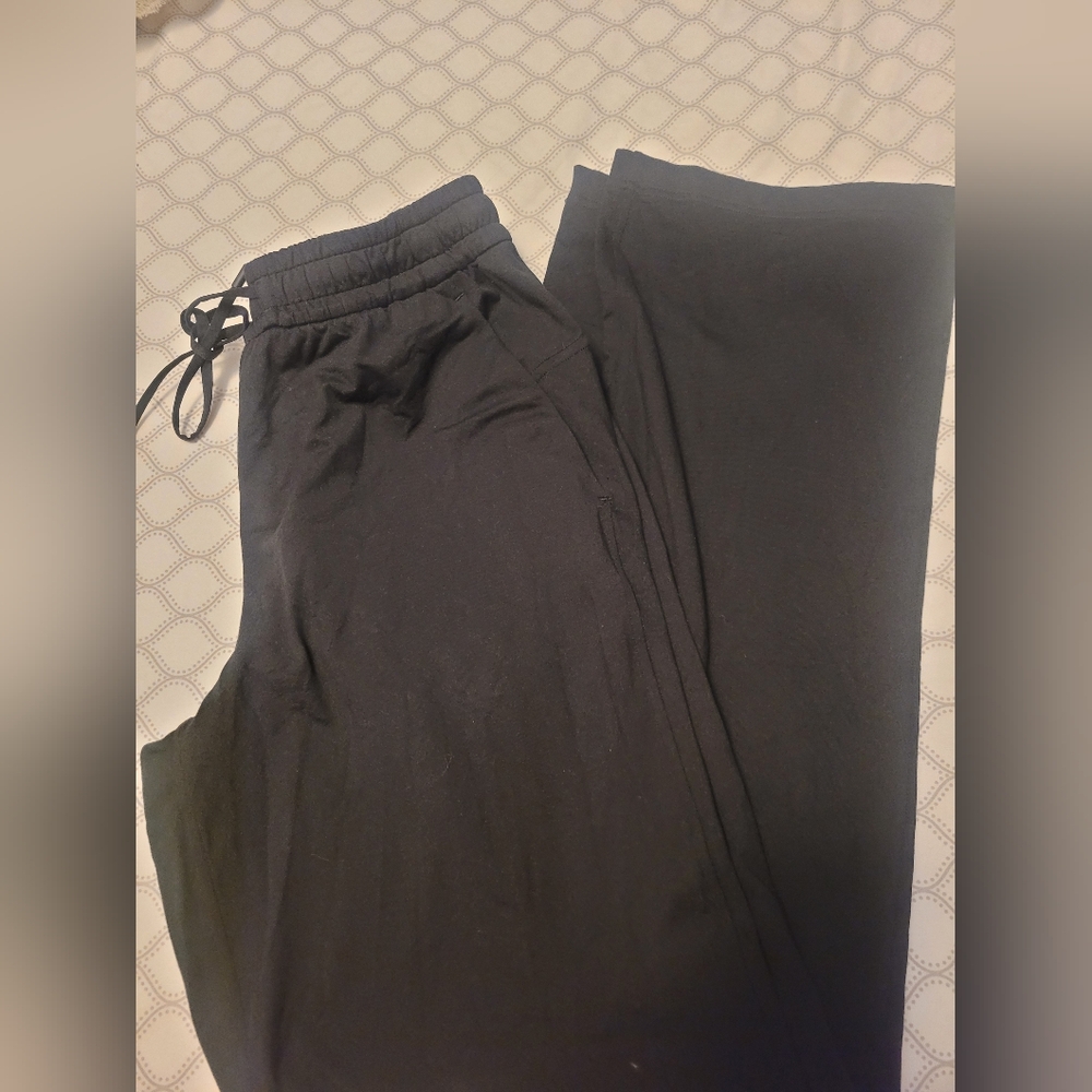 Lululemon Jersey Straight Leg Pant